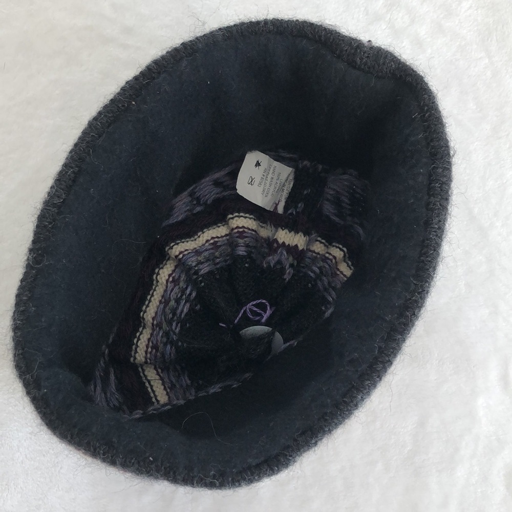 Turtle Fur Wool Winter Hat. Size Medium/Large - Picture 7 of 10